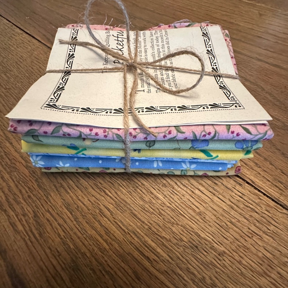 Northcott Pocketful of Posies Floral Cotton Fabric Fat Quarter Bundle 6pc Set - Picture 7 of 12